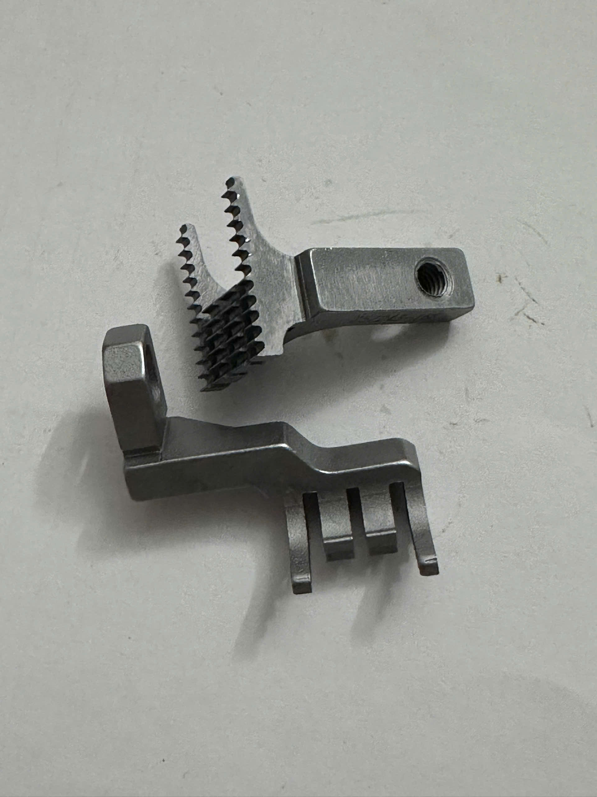 Bộ cự ly 4 kim 6 chỉ 6.0u