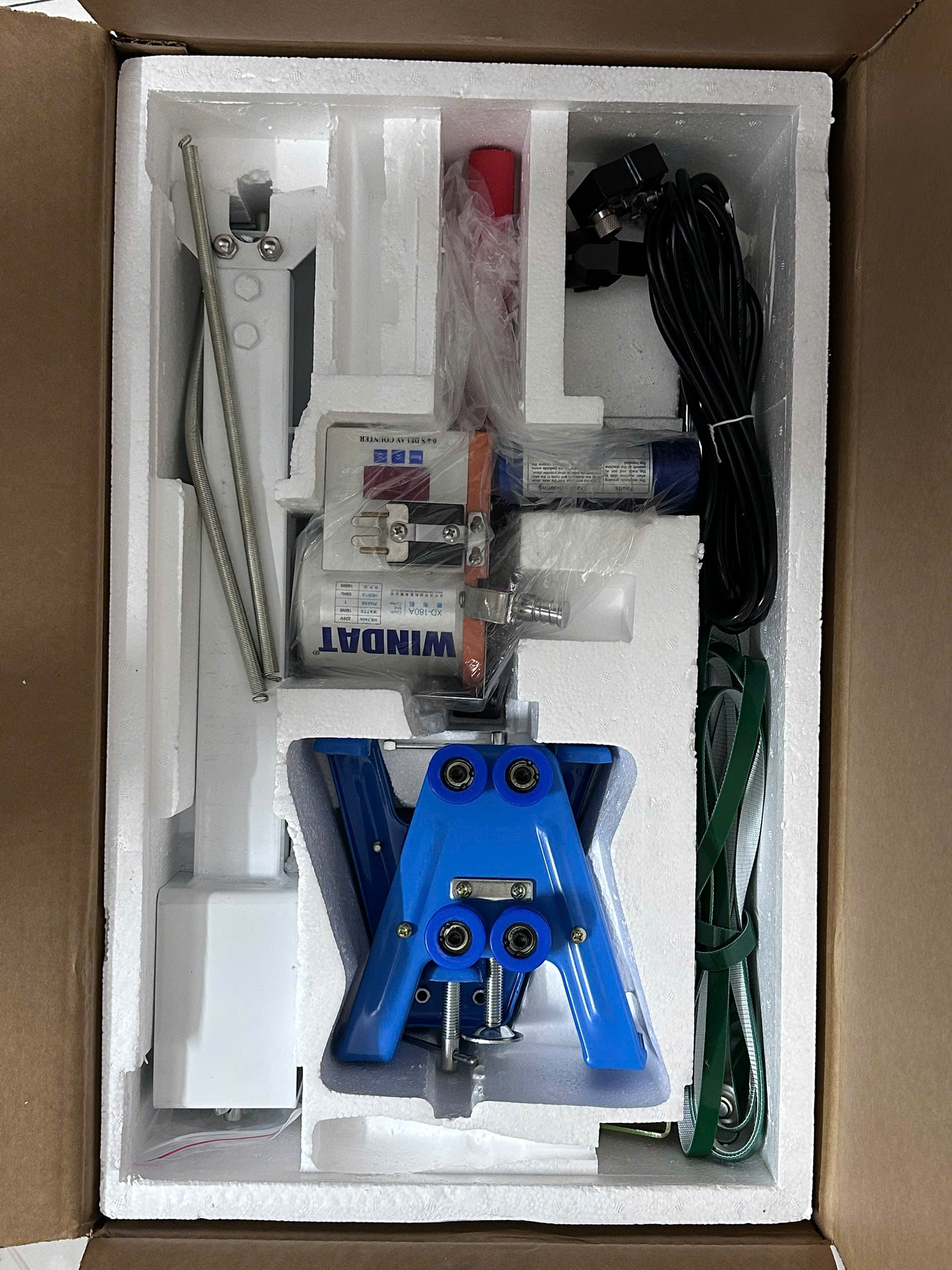 máy cắt đầu bàn 6