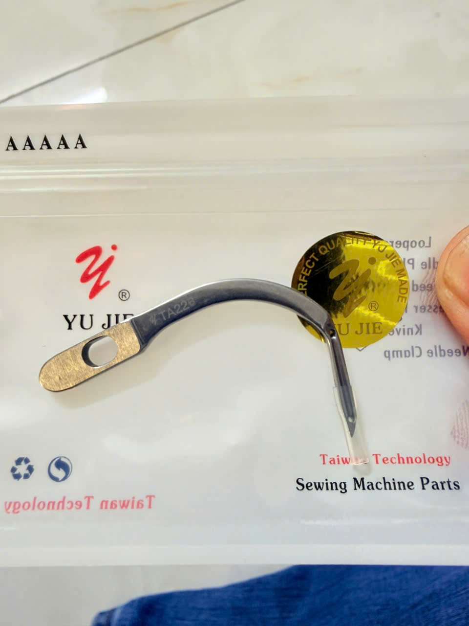 MÓC.TA226